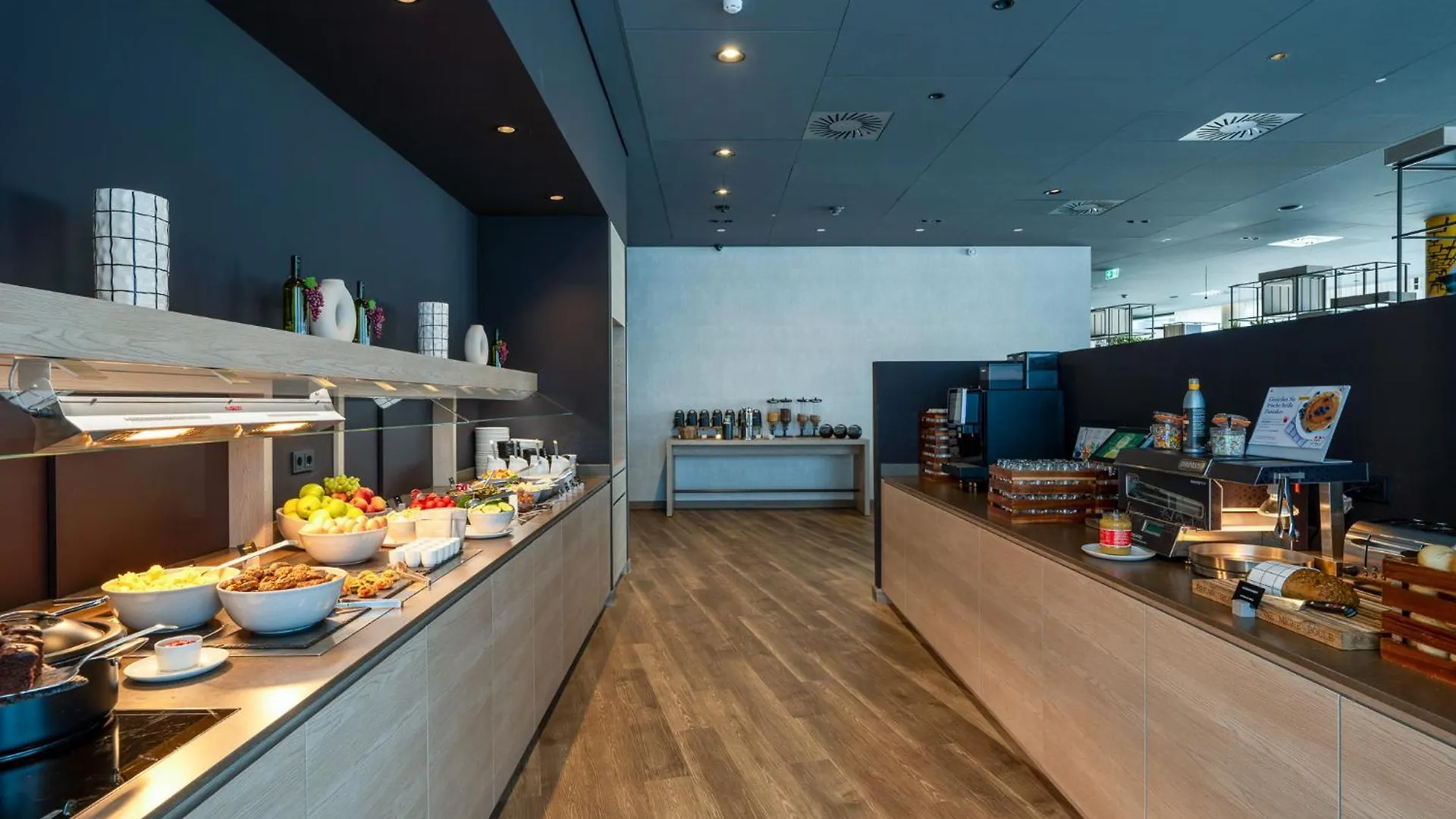 Intercityhotel Heidelberg 4*,  Germania