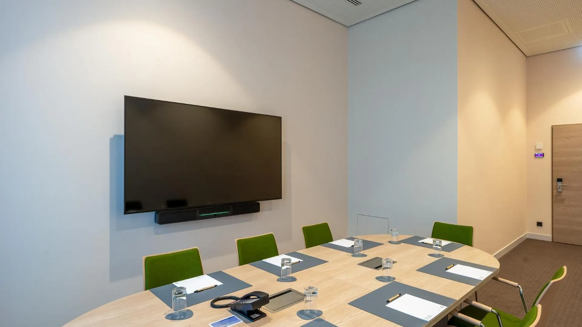 Intercityhotel Heidelberg 4*,  Germania